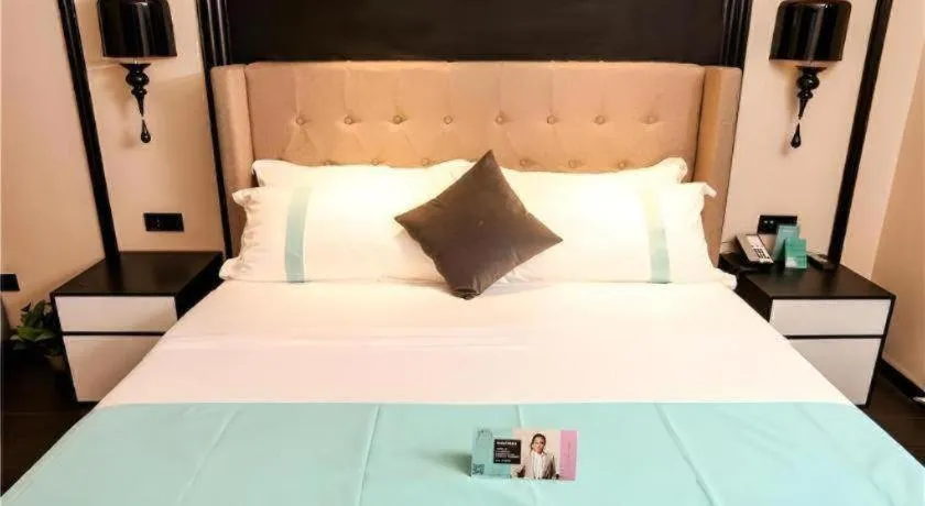 Bed in Xana Hotelle·Ji'nan Hi-tech Zone Century Avenue Tangye