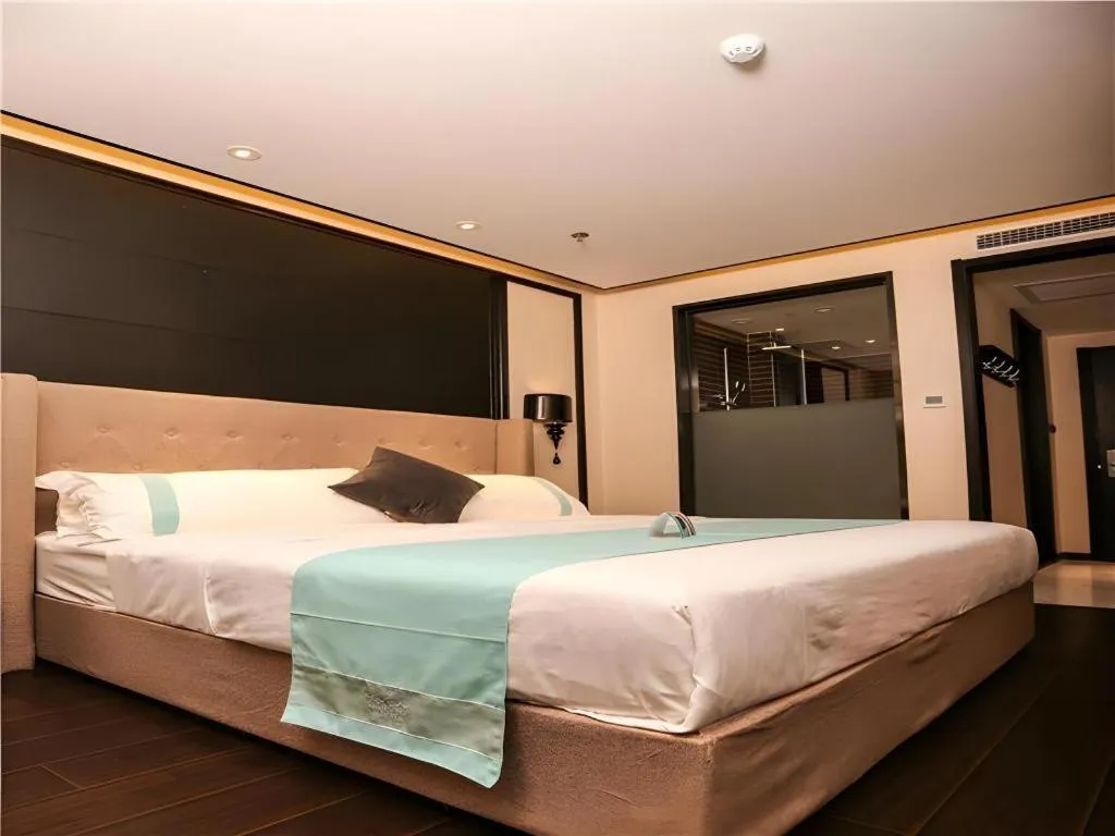 Bed in Xana Hotelle·Ji'nan Hi-tech Zone Century Avenue Tangye