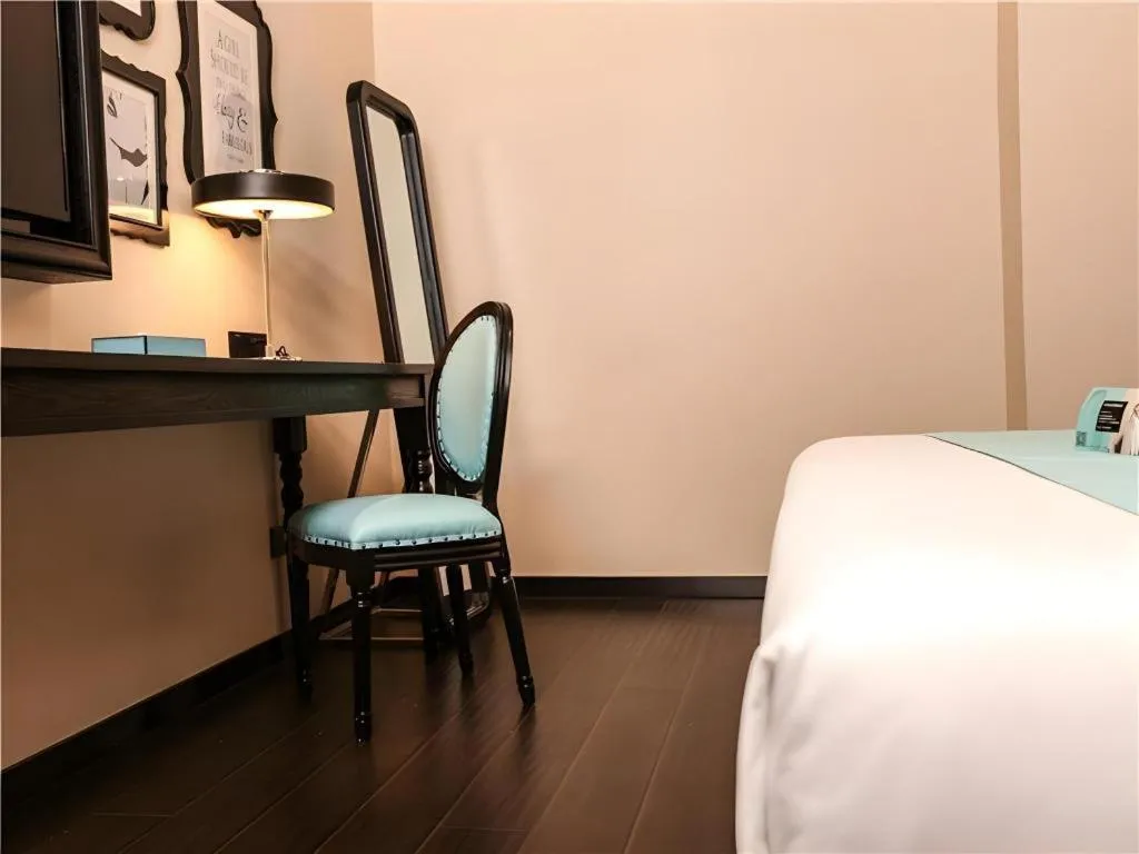 Bed in Xana Hotelle·Ji'nan Hi-tech Zone Century Avenue Tangye