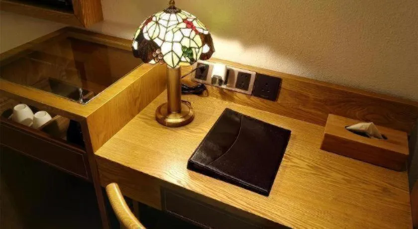 James Joyce Coffetel·Nannign Shanglin Tongle Road