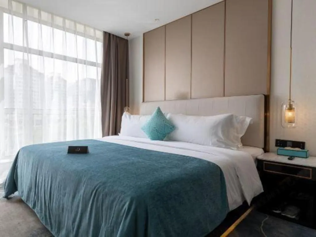 Bed in Xana Deluxe Beijing Guang'anmen Metro Station