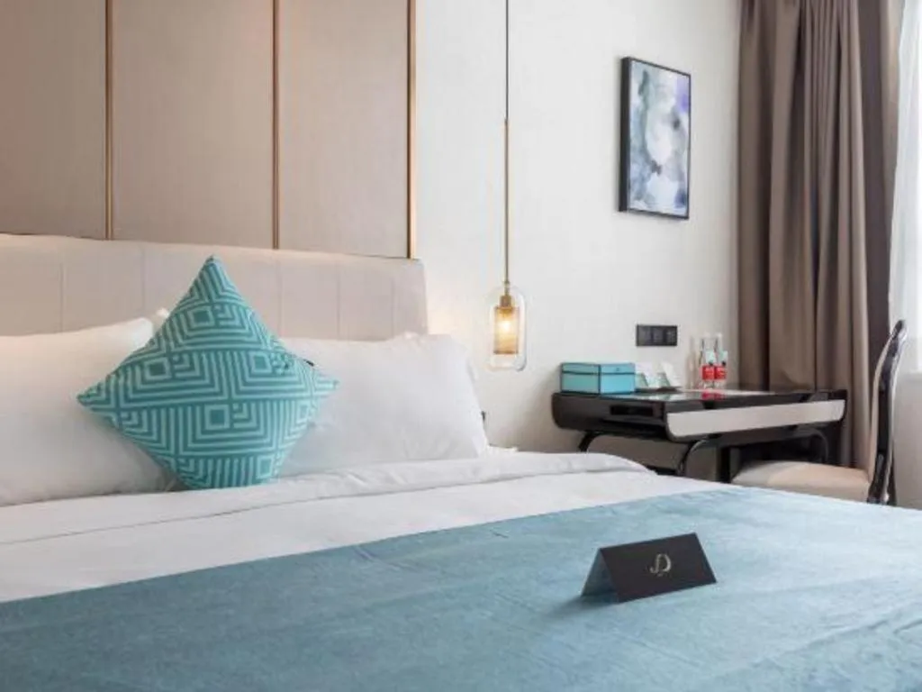 Bed in Xana Deluxe Beijing Guang'anmen Metro Station