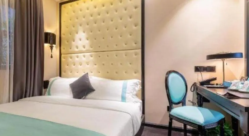 Bed in Xana Hotelle·Guangzhou Shangxiajiu Yongqingfang Changshou Road Metro Station