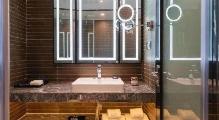 Xana Hotelle·Guangzhou Shangxiajiu Yongqingfang Changshou Road Metro Station