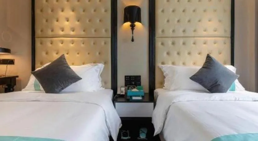 Bed in Xana Hotelle·Guangzhou Shangxiajiu Yongqingfang Changshou Road Metro Station