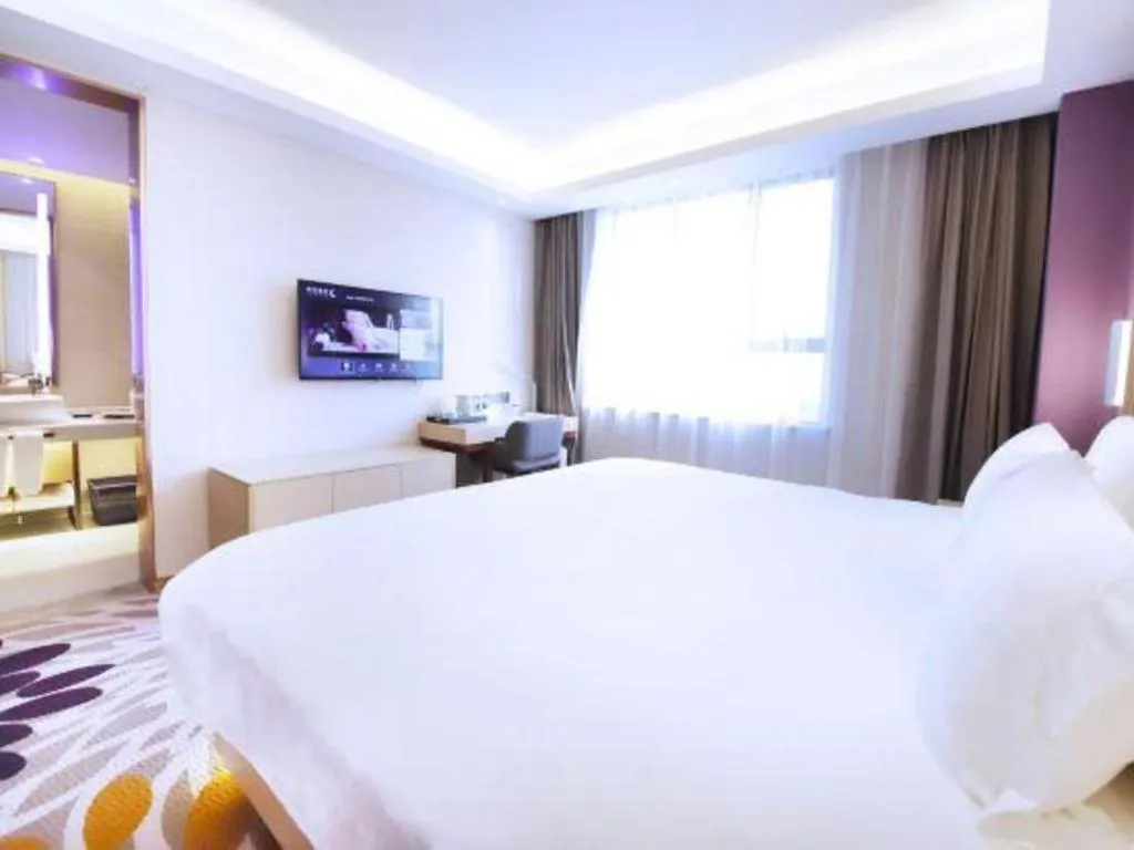 Bed in Lavande Hotel·Heyuan Bavaria