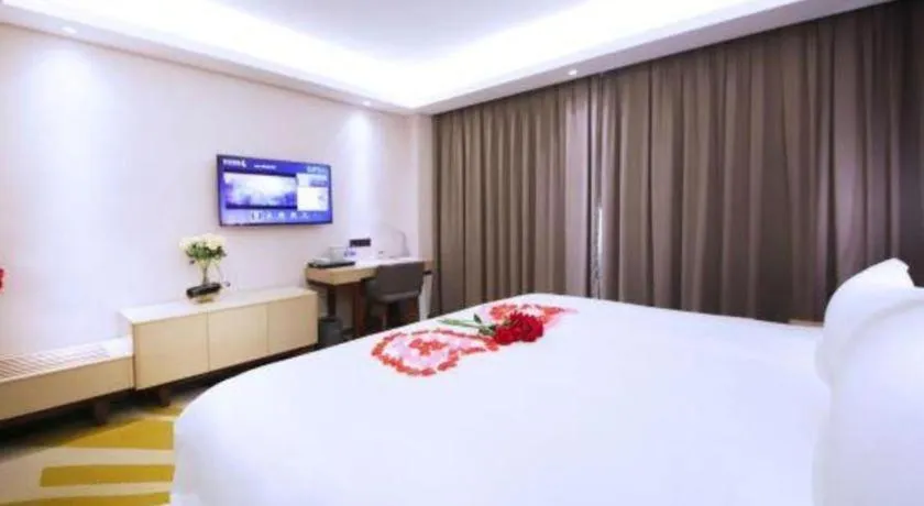 Bed in Lavande Hotel·Heyuan Bavaria