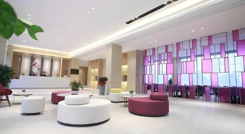 Lavande Hotel·Heyuan Bavaria