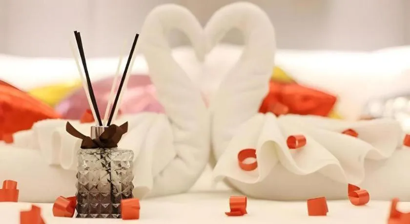 Lavande Hotel·Heyuan Bavaria