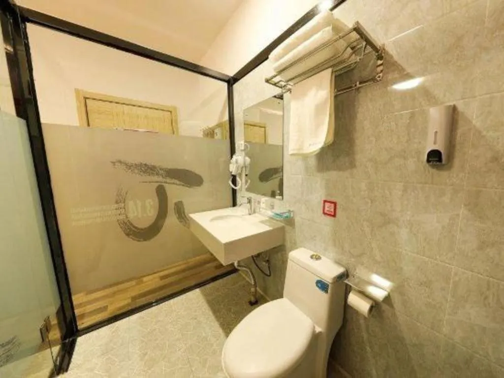 PAI Hotel·Hami Yingbin Avenue Airport