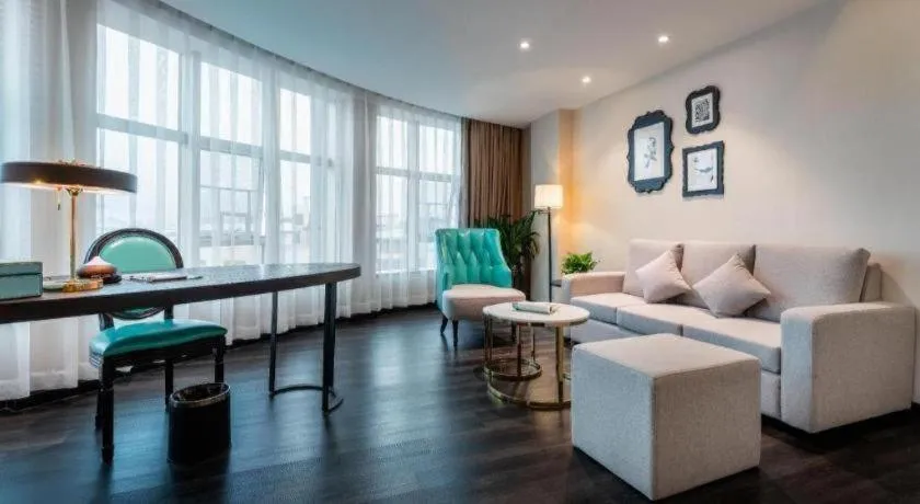 Xana Hotelle·Heyuan Hongxing Road