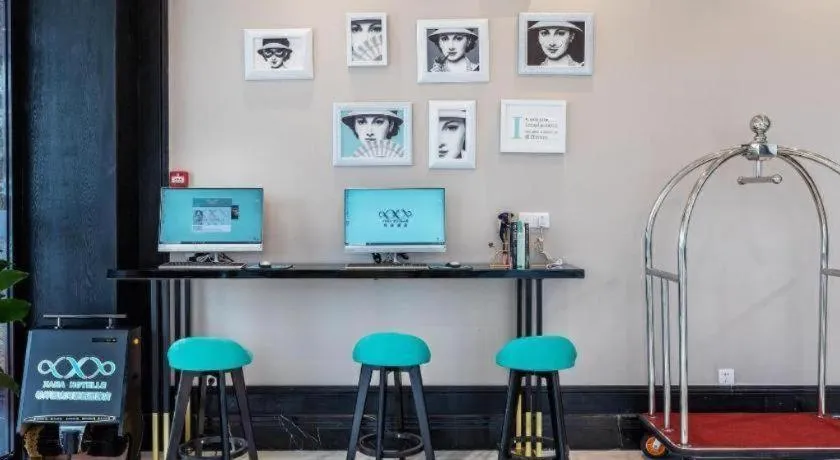 Xana Hotelle·Heyuan Hongxing Road