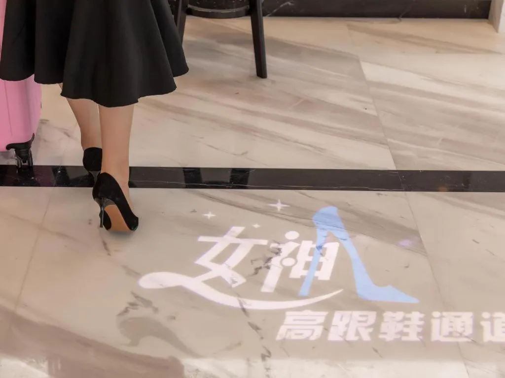 Xana Hotelle·Heyuan Hongxing Road