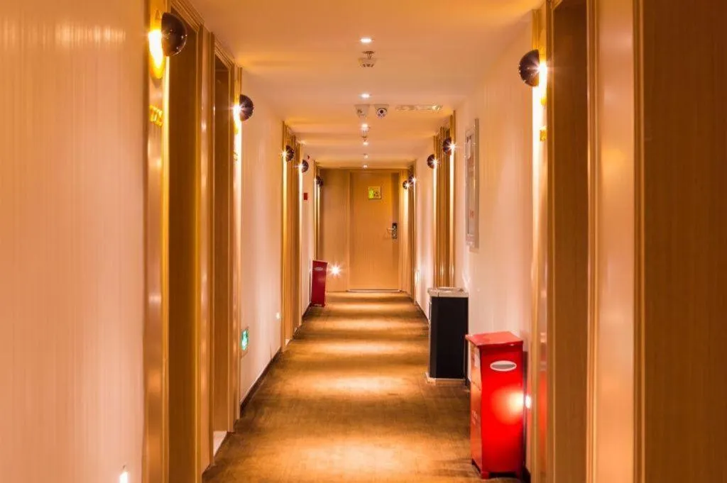 IU Hotel·Tianjin Binhai New District Yanghuo Market