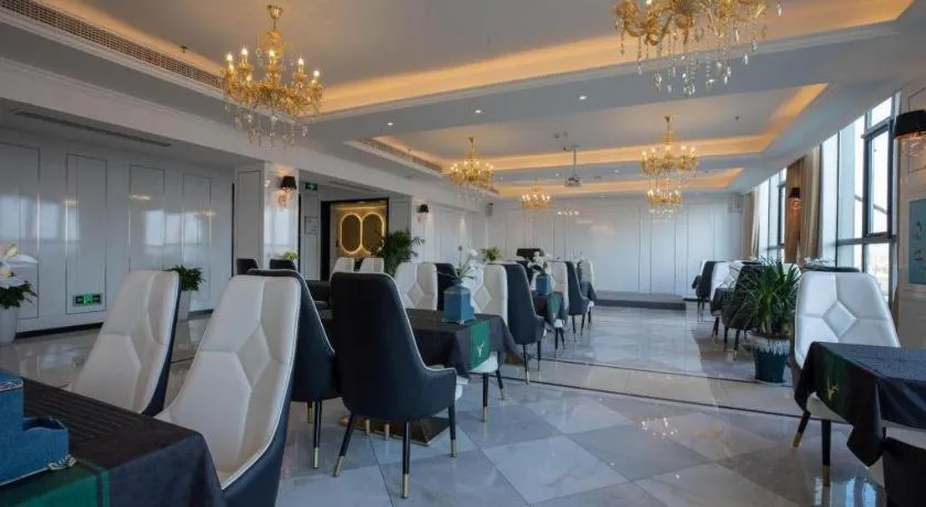 Xana Deluxe Shangqiu Ancient Town