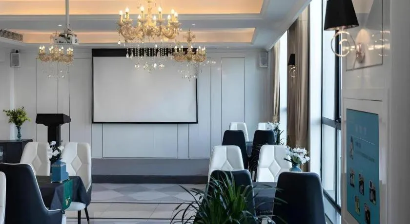 Xana Deluxe Shangqiu Ancient Town