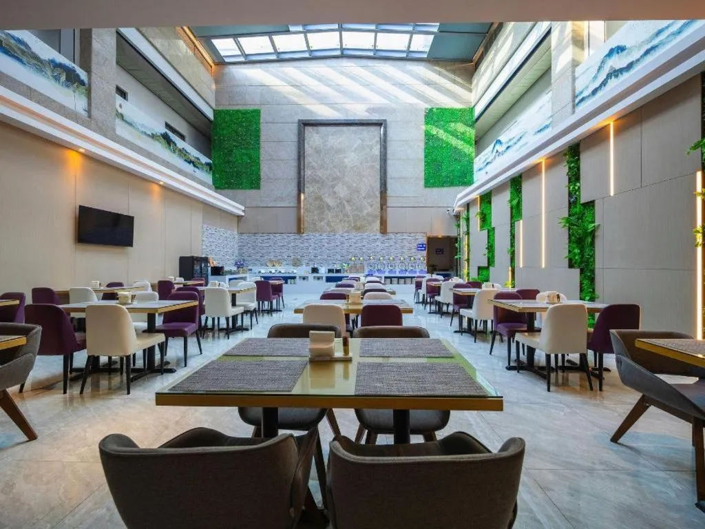 Lavande Hotel·Huizhou Zhongkai