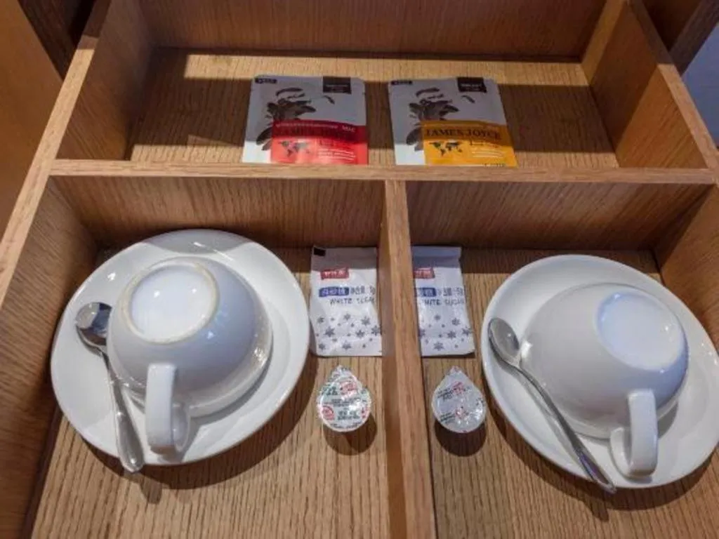 James Joyce Coffetel Hefei University of Technology