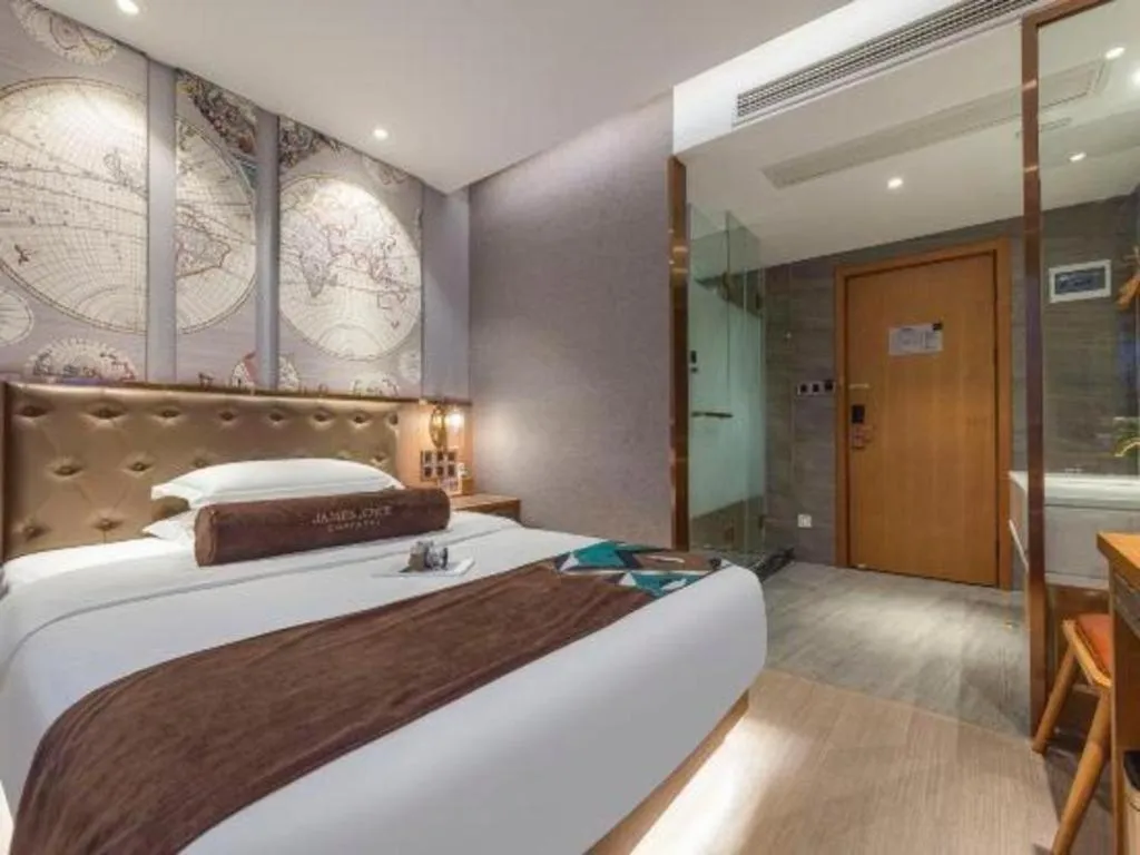 Bed in James Joyce Coffetel Hefei University of Technology