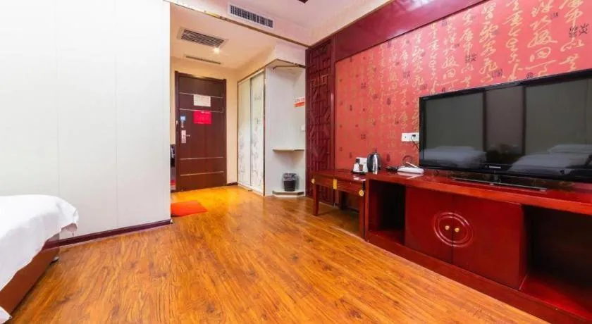 Bed in PAI Hotel Huayin Huashan Mountain Scenic Spot Ancient Street