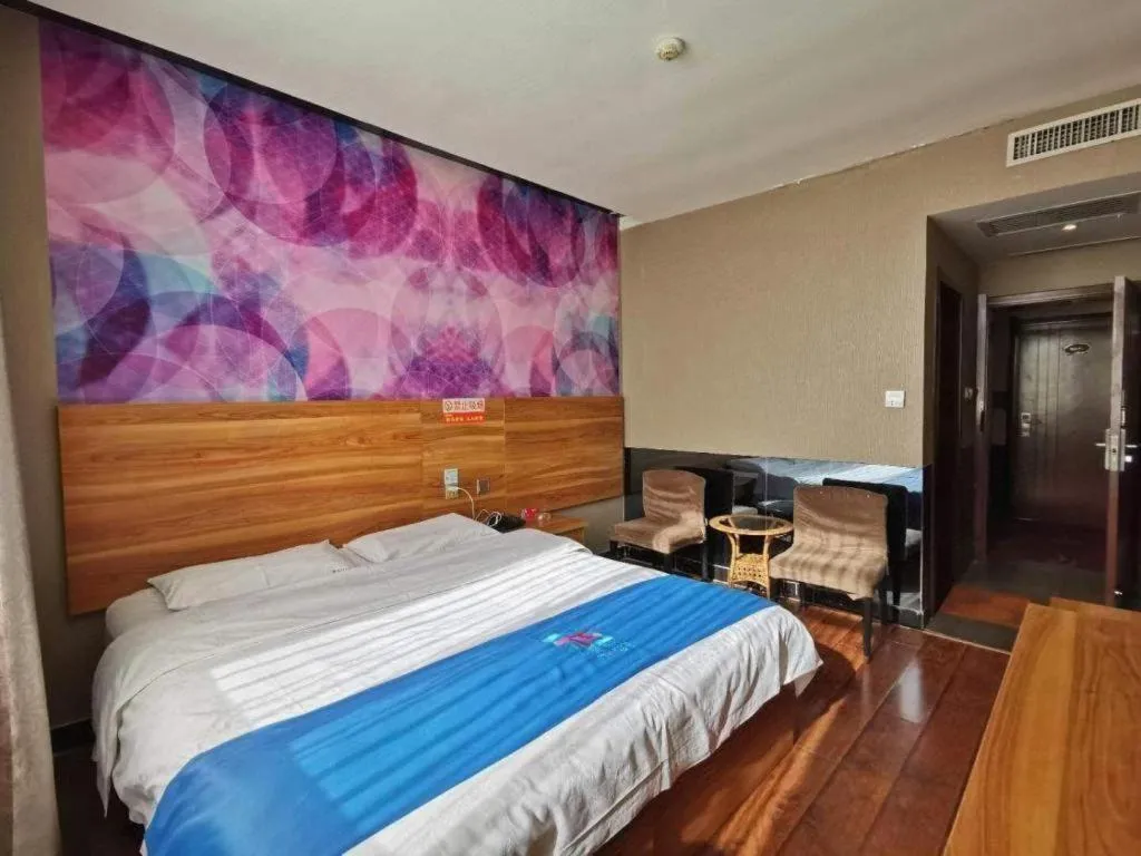 Bed in PAI Hotel Huayin Huashan Mountain Scenic Spot Ancient Street
