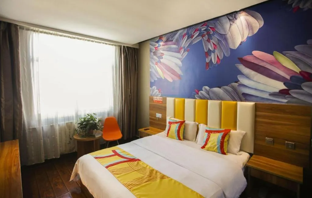 Bed in PAI Hotel Huayin Huashan Mountain Scenic Spot Ancient Street