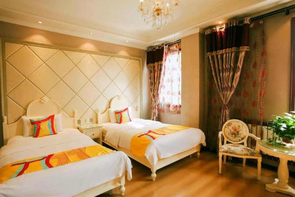Bed in PAI Hotel Huayin Huashan Mountain Scenic Spot Ancient Street