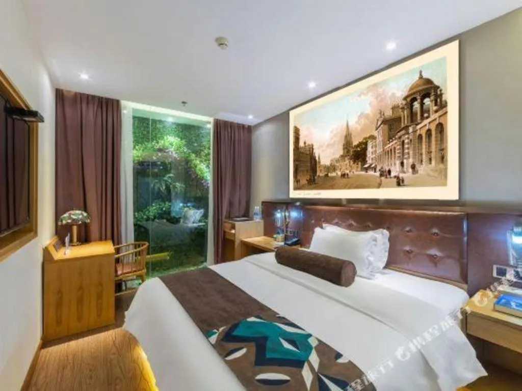 Bed in James Joyce Coffetel Beijing South Station Guang'anmen You'an Hospital