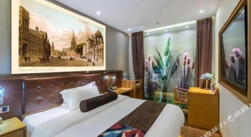 Bed in James Joyce Coffetel Beijing South Station Guang'anmen You'an Hospital