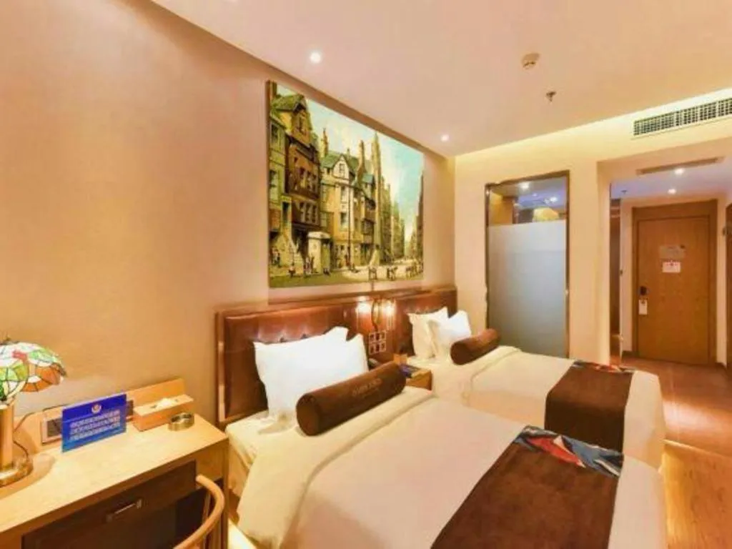 Bed in James Joyce Coffetel Beijing South Station Guang'anmen You'an Hospital