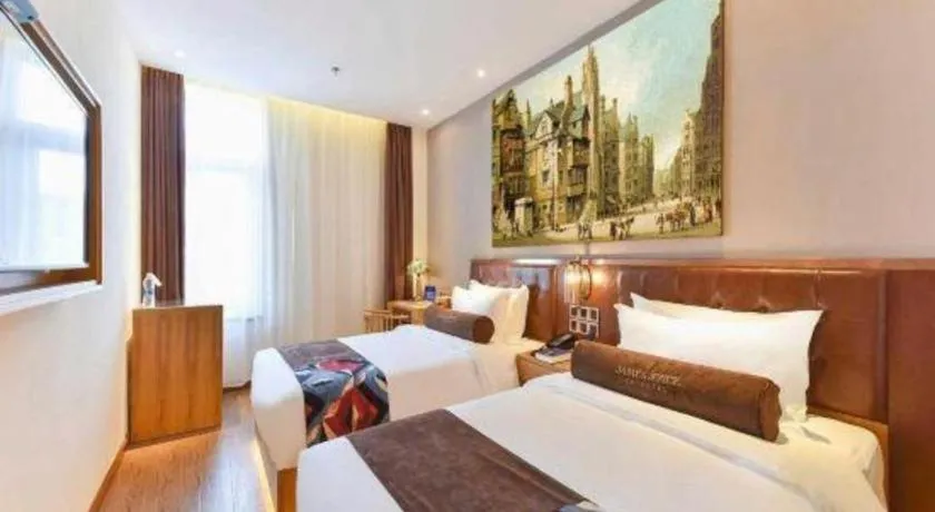 Bed in James Joyce Coffetel Beijing South Station Guang'anmen You'an Hospital