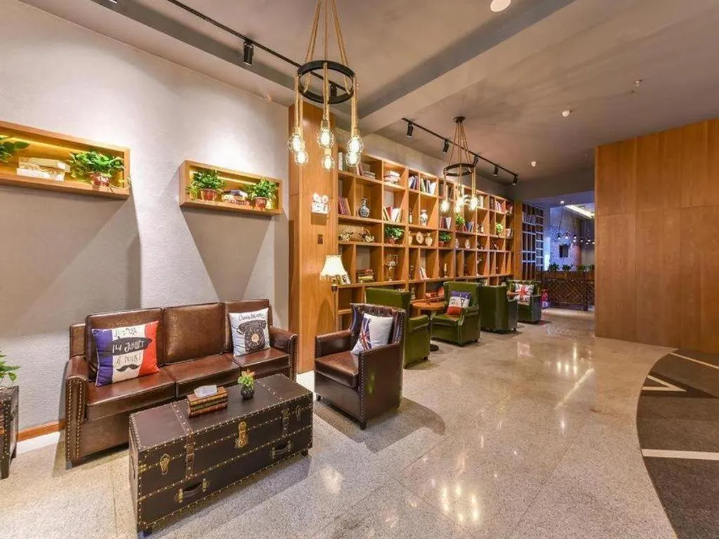 James Joyce Coffetel Beijing South Station Guang'anmen You'an Hospital