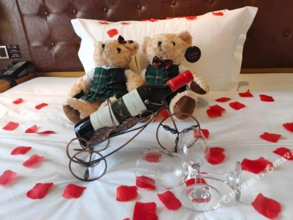 James Joyce Coffetel Beijing South Station Guang'anmen You'an Hospital