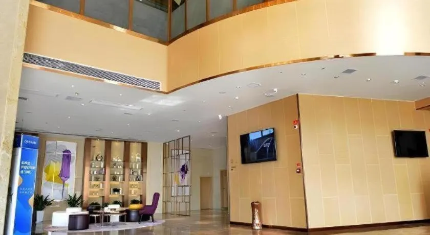 Lavande Hotel·Yichun Wanda, High Speed Railway Station