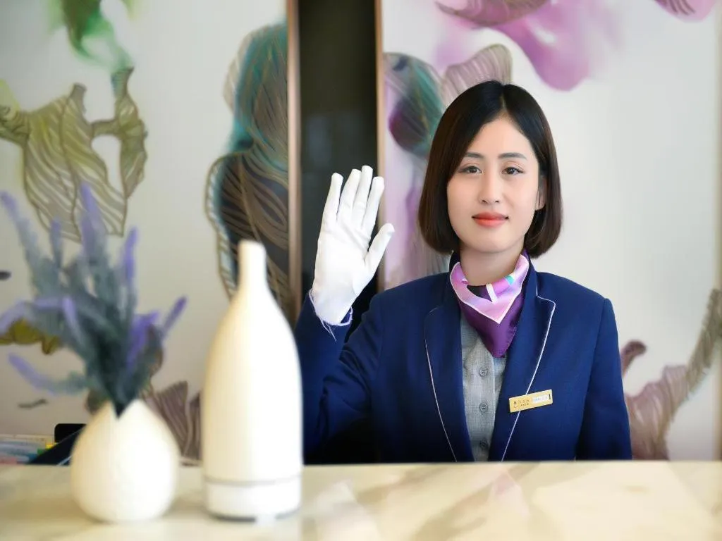 Lavande Hotel·Yichun Wanda, High Speed Railway Station