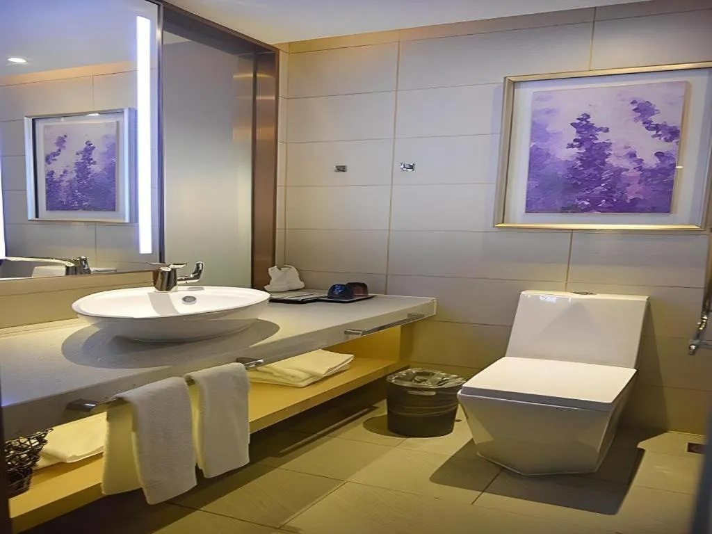 Lavande Hotel·Yichun Wanda, High Speed Railway Station