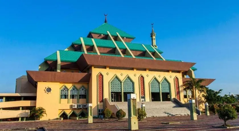 Capital O 1432 Blitz Hotel