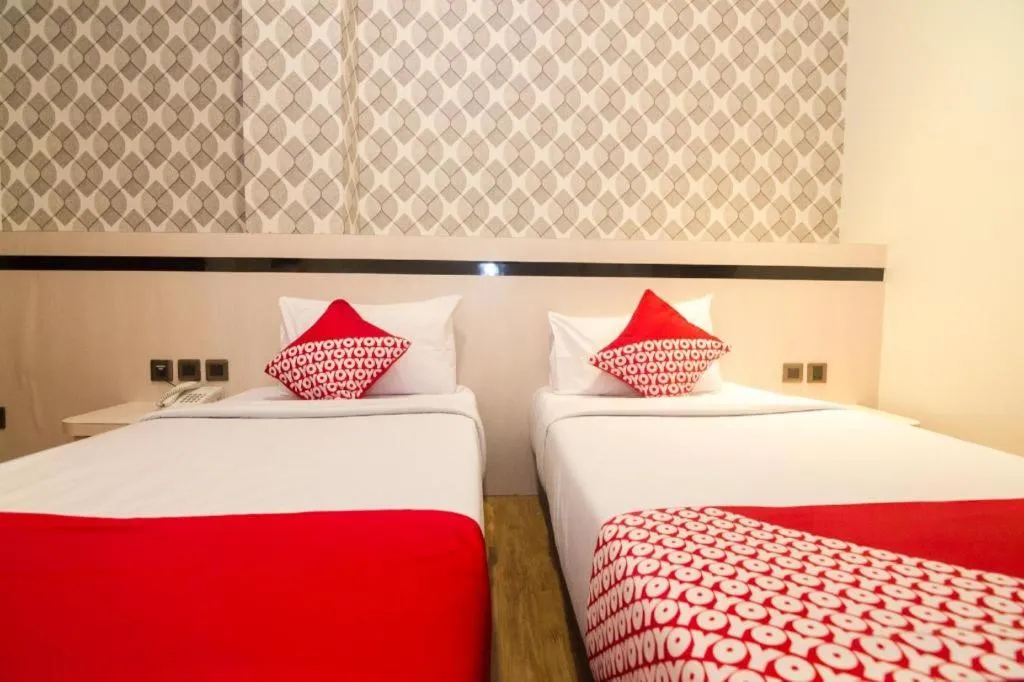 Bed in Capital O 1432 Blitz Hotel