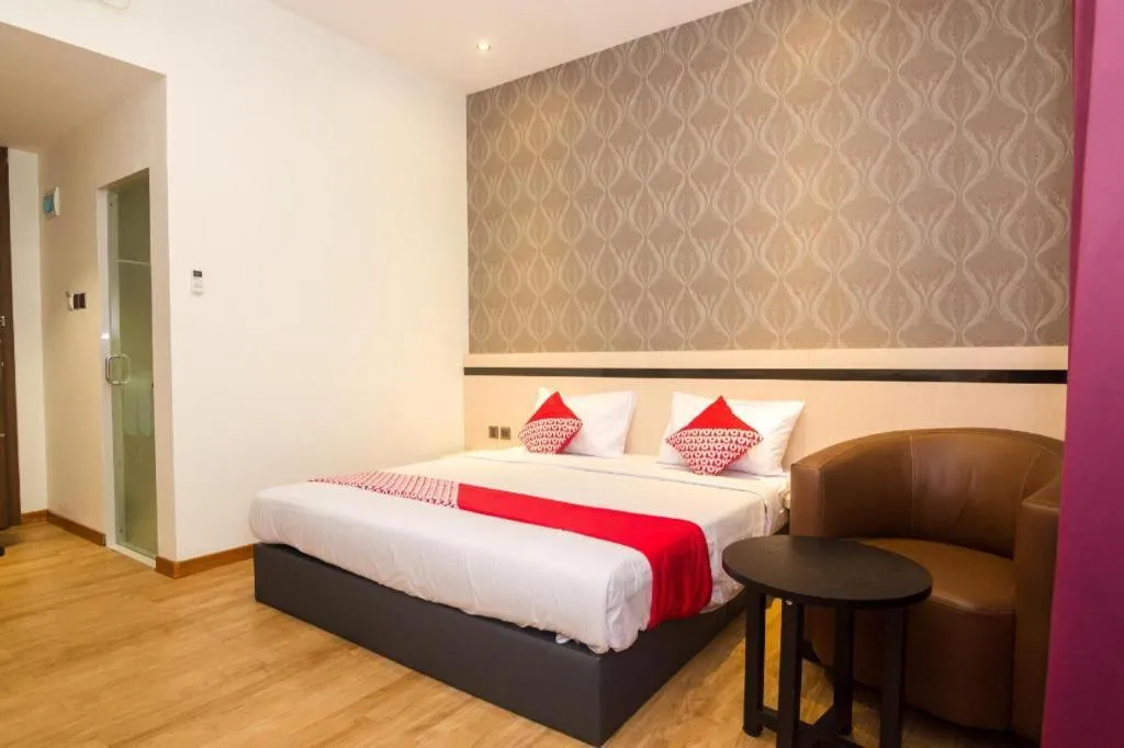 Bed in Capital O 1432 Blitz Hotel