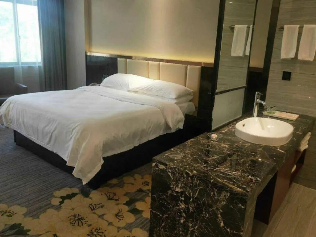 Bed in Vienna Classic Hotel Fujian Nanjing