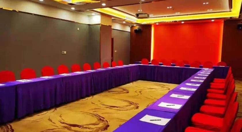 Vienna Hotel Tongliao Ke'erqin