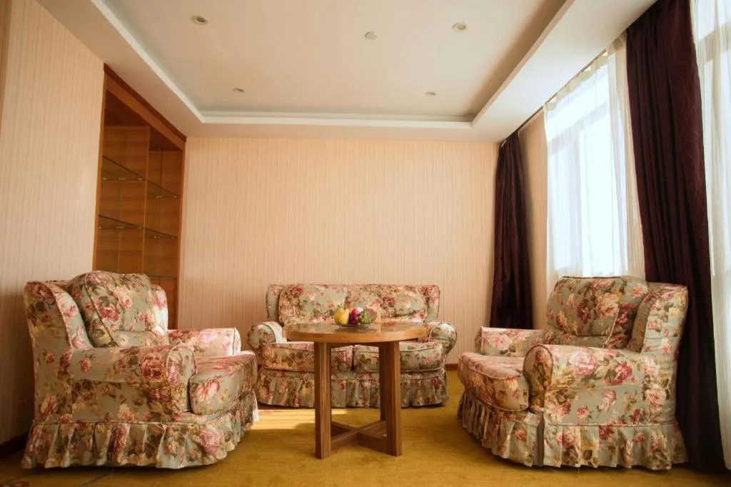 Vienna Hotel Tongliao Ke'erqin