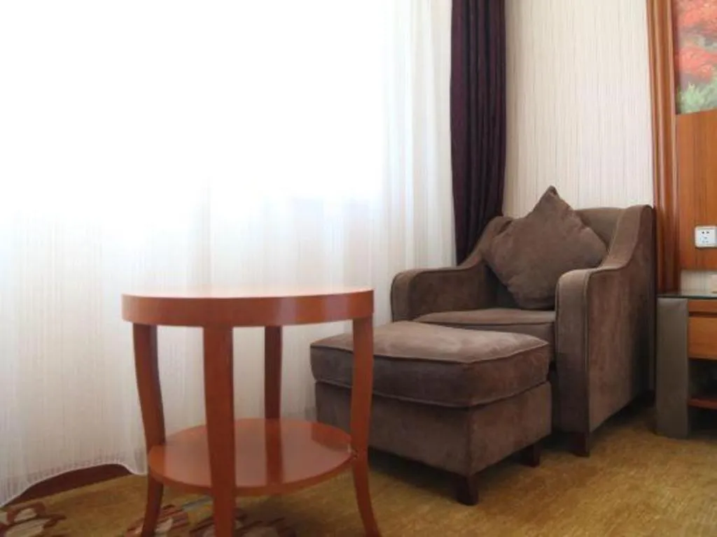 Vienna Hotel Tongliao Ke'erqin