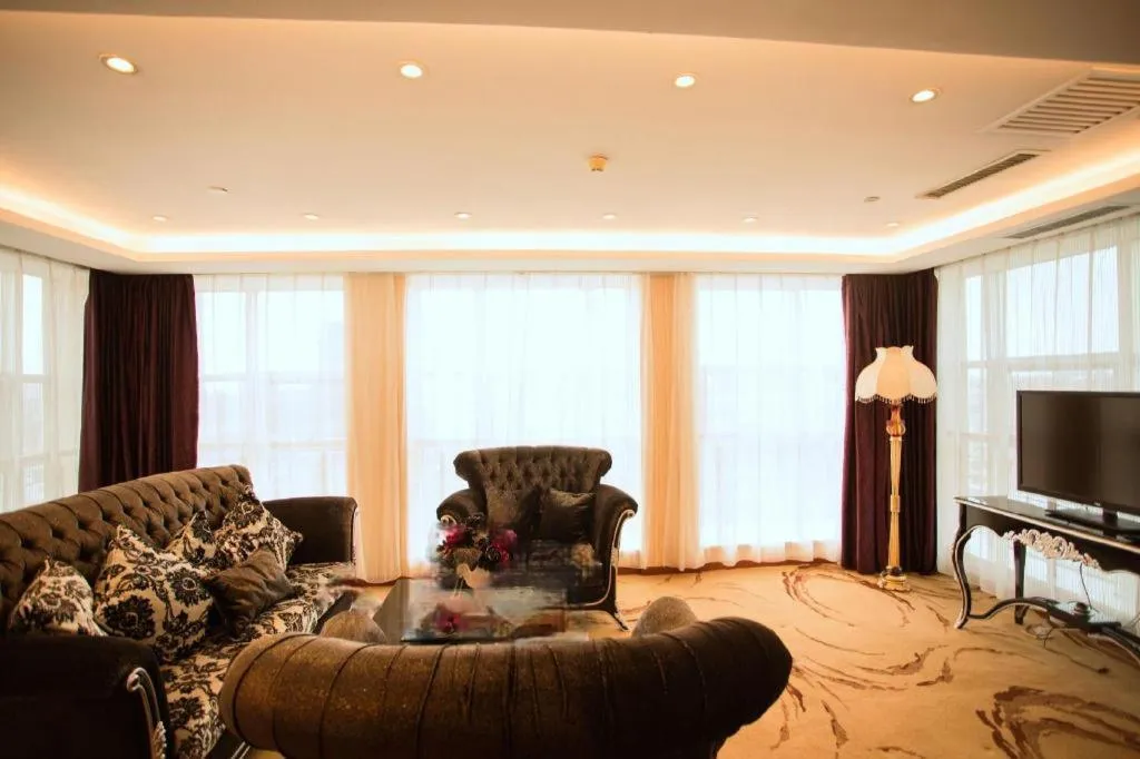 Vienna Hotel Tongliao Ke'erqin