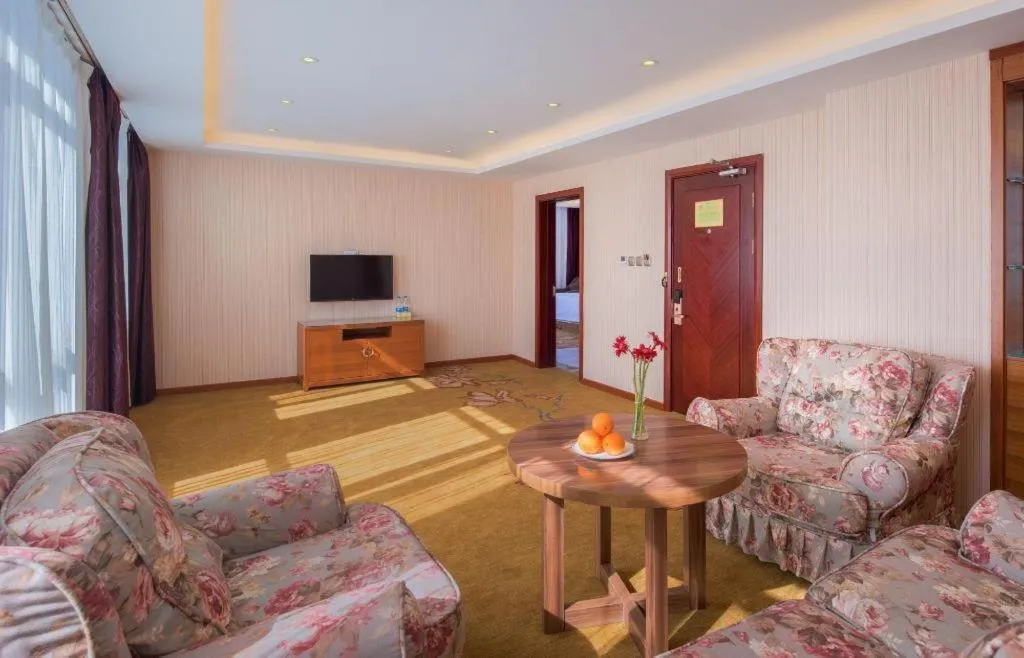 Vienna Hotel Tongliao Ke'erqin