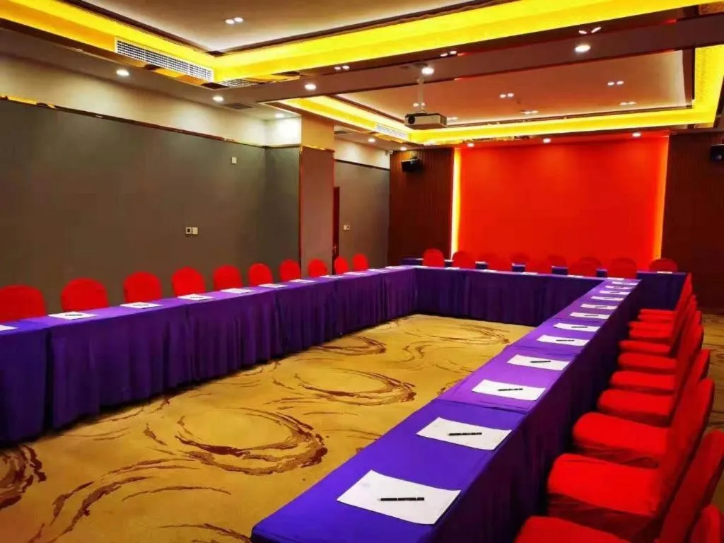 Vienna Hotel Tongliao Ke'erqin