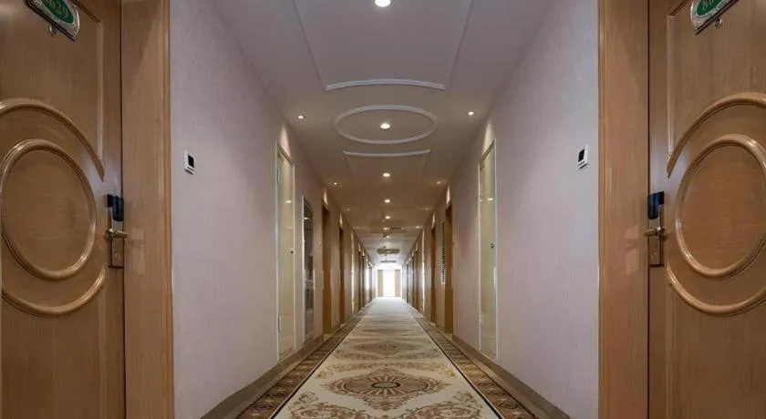 Vienna Hotel Inner Mongolia Hohhot Railway Station Gongzhufu Metro Station