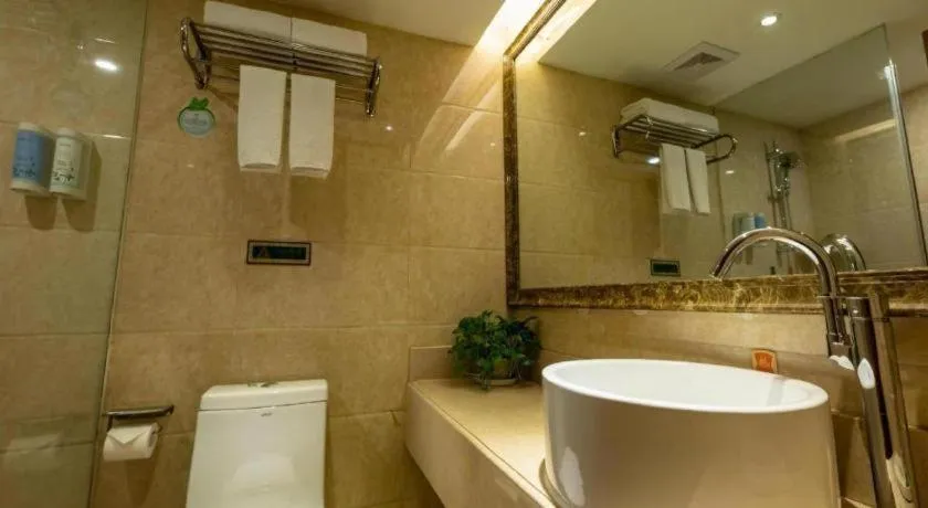 Vienna Hotel Inner Mongolia Hohhot Railway Station Gongzhufu Metro Station