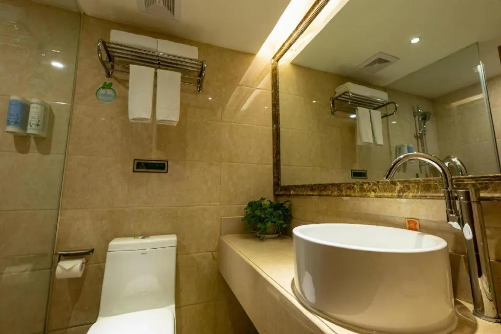 Vienna Hotel Inner Mongolia Hohhot Railway Station Gongzhufu Metro Station