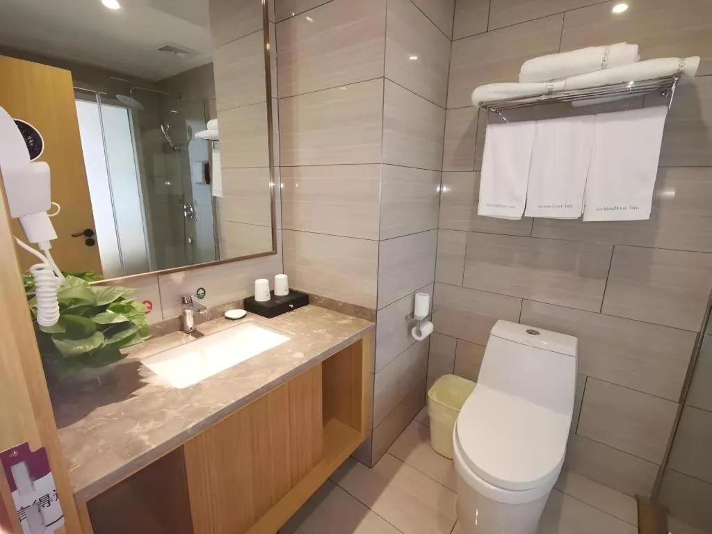 GreenTree Inn Tongling City ZonGYAng County Qishan Road People's Hospital